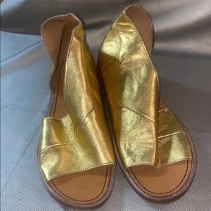Free People Gold Sandals with Metallic Finish